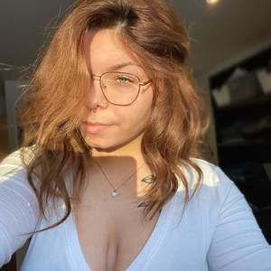 Meet your Posher, Jade